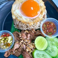 เจ้พัช ตำ ยำ ย่าง ตลาดสิริทรัพย์