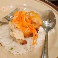 หอมรัญจวน อาหารไทย-เวียดนาม บางรัก