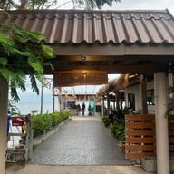 บ้านระเบียงไม้