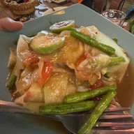 Madame Musur Bar & Restaurant