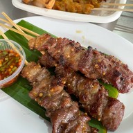 ฝู สะเต๊ะสะท้านเตา ตลาดสิริทรัพย์รังสิต