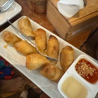 Madame Musur Bar & Restaurant