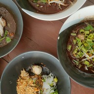 กินเผ็ดก๋วยเตี๋ยวเรือ สาขาเมืองเอกรังสิต เมืองเอกรังสิต