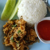 ก๋วยเตี๋ยวเรือไดโนเสาร์ -