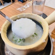 Geylang Lor9 Thailand 芽茏九巷活田鸡 ต้นตำหรับเกลังโจ๊กกบ จากสิงคโปร์ (ร้านอาหารไทย-จีน) แยกไฟแดงราโด้