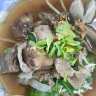 ก๋วยเตี๋ยวรสเยี่ยม (สู) สัตหีบ