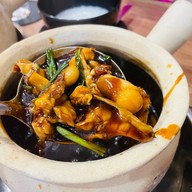 Geylang Lor9 Thailand 芽茏九巷活田鸡 ต้นตำหรับเกลังโจ๊กกบ จากสิงคโปร์ (ร้านอาหารไทย-จีน) แยกไฟแดงราโด้