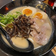 เมนูของร้าน Hakata Tonkotsu Ramen