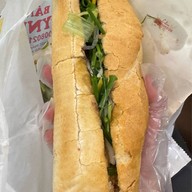Banh Mi Huynh Hoa