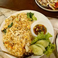 เมนูของร้าน ร้าน แฮฟปี้เนส (ทะเลถัง)