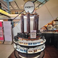 บรรยากาศ PIROM Specialty Bar centralwOrld