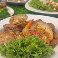 เจริญนคร Music cafe & Restaurant