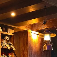 บรรยากาศ Mad Hog Tavern