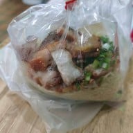 บุญเลิศ บะหมี่เกี๊ยวหมูย่างซีอิ๊ว สาขาถนนสิรินธร