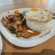 ครัวแม่วราพร สาขาเดอะสเฟียร์ สาขาอ้อมน้อย