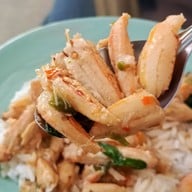 เมนูของร้าน ครัวแม่ฬา โคตรกะเพราปูหัวหิน