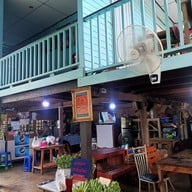 บรรยากาศ ครัวแม่ฬา โคตรกะเพราปูหัวหิน