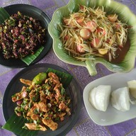 เมนูของร้าน ครัวริมคลอง พิจิตร อาหารรสอีสานแท้ๆ