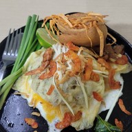 ผัดไท นรกแตก กรุงธนบุรี