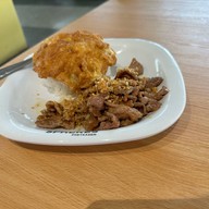 เมนูของร้าน ครัวแม่วราพร สาขาเดอะสเฟียร์ สาขาอ้อมน้อย