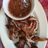 ร้านลาบเมืองยศ รามอินทรา