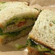 BARTELS Sukhumvit - Sourdough Sandwiches, Coffee & Juicery พร้อมพงษ์