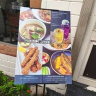 Adamus Cafe by the river