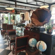 Adamus Cafe by the river