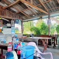 บรรยากาศ ครัวต้นสัก