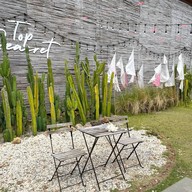 Top Seacret Beach Cafe