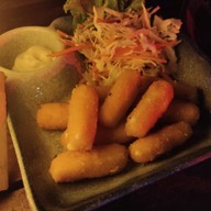 De' Grill Bar & Bistro