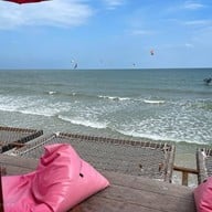 Top Seacret Beach Cafe