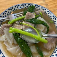 เมนูของร้าน ราดหน้าประดิพัทธ์ สาขาสุทธิสาร สาขา สุทธิสาร