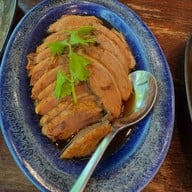 Rongsi Pochana (โรงสีโภชนา) Velaa Sindhorn Village Langsuan