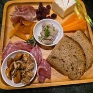 เมนูของร้าน Café Terrace At Greenhills Si Racha ปิ่น 3