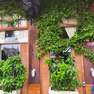 Adamus Cafe by the river