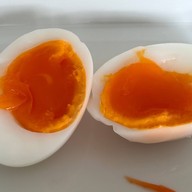 บ้าน น้ำ จันทร์ by คุณาวุฒิ