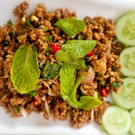 เมนูของร้าน ไก่ย่างสุวรรณภูมิ  ไก่ย่าง/กะเพราเนื้อ/อาหารตามสั่ง/ส้มตำ/คอหมูย่าง เอแบค หมู่บ้านวิลลาจจิโอ