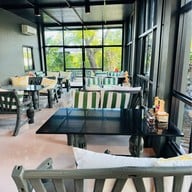 กรีน ฟอเรสท์ รีสอร์ท ( Green Forest Resort)