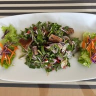 เมนูของร้าน บ้าน น้ำ จันทร์ by คุณาวุฒิ