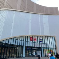 LaLaPort