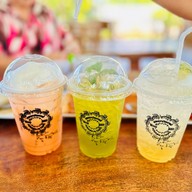 หอมมาลัย คาเฟ่