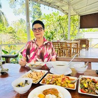 หอมมาลัย คาเฟ่