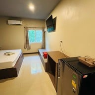 กรีน ฟอเรสท์ รีสอร์ท ( Green Forest Resort)