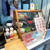 บัวลอย ขนมหวาน หลานกะธิ The camping ground