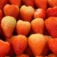 Strawberry lover & Seoul style สาขาโต้รุ่ง