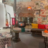 บ้านริมน้ำตลาดน้อย