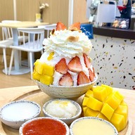 Yenjai cafe หัวหินมาเก็ตวิลเลจ