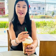 Roastniyom Coffee  ดอยสะเก็ด ขาเข้าเมือง