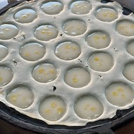 นางเอก ขนมครก